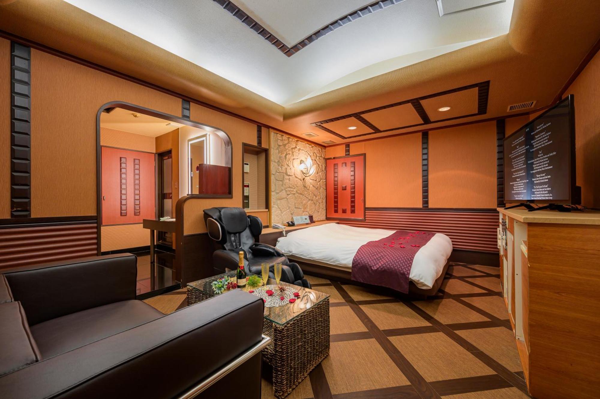 Hotel Mobilia (Adults Only) Tsurugashima 外观 照片