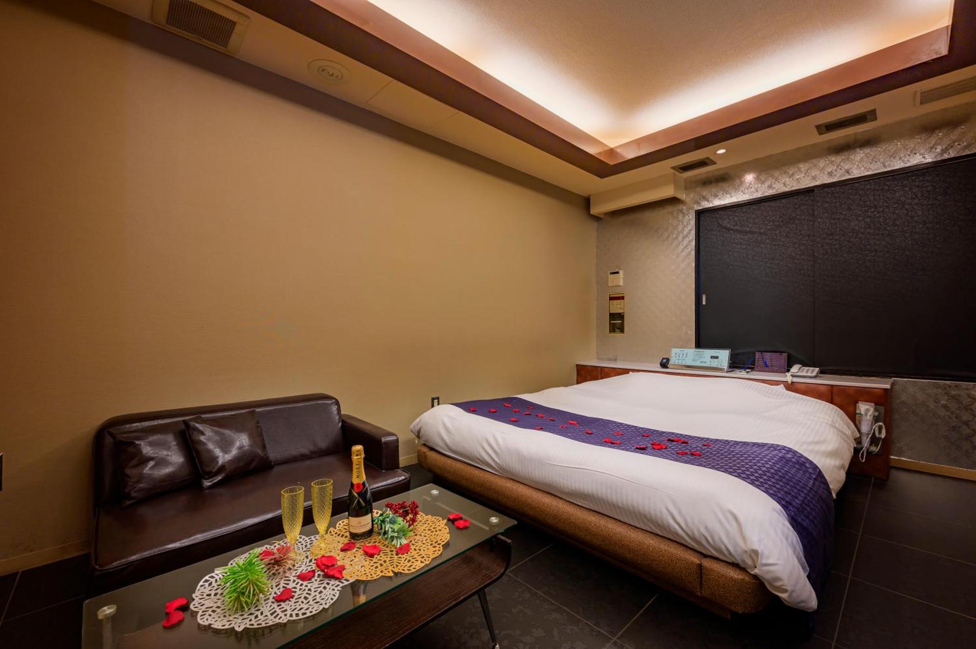 Hotel Mobilia (Adults Only) Tsurugashima 外观 照片
