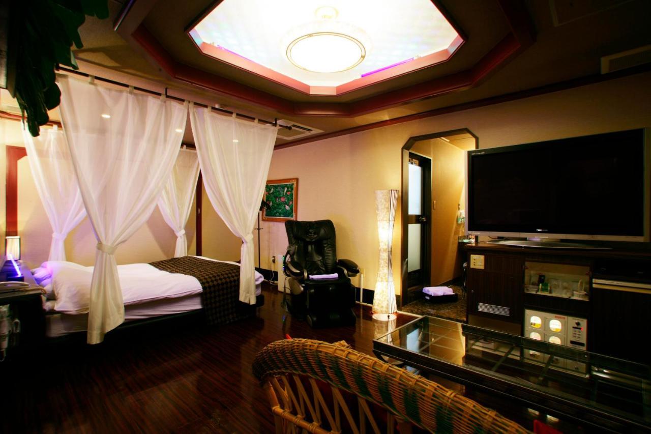 Hotel Mobilia (Adults Only) Tsurugashima 外观 照片
