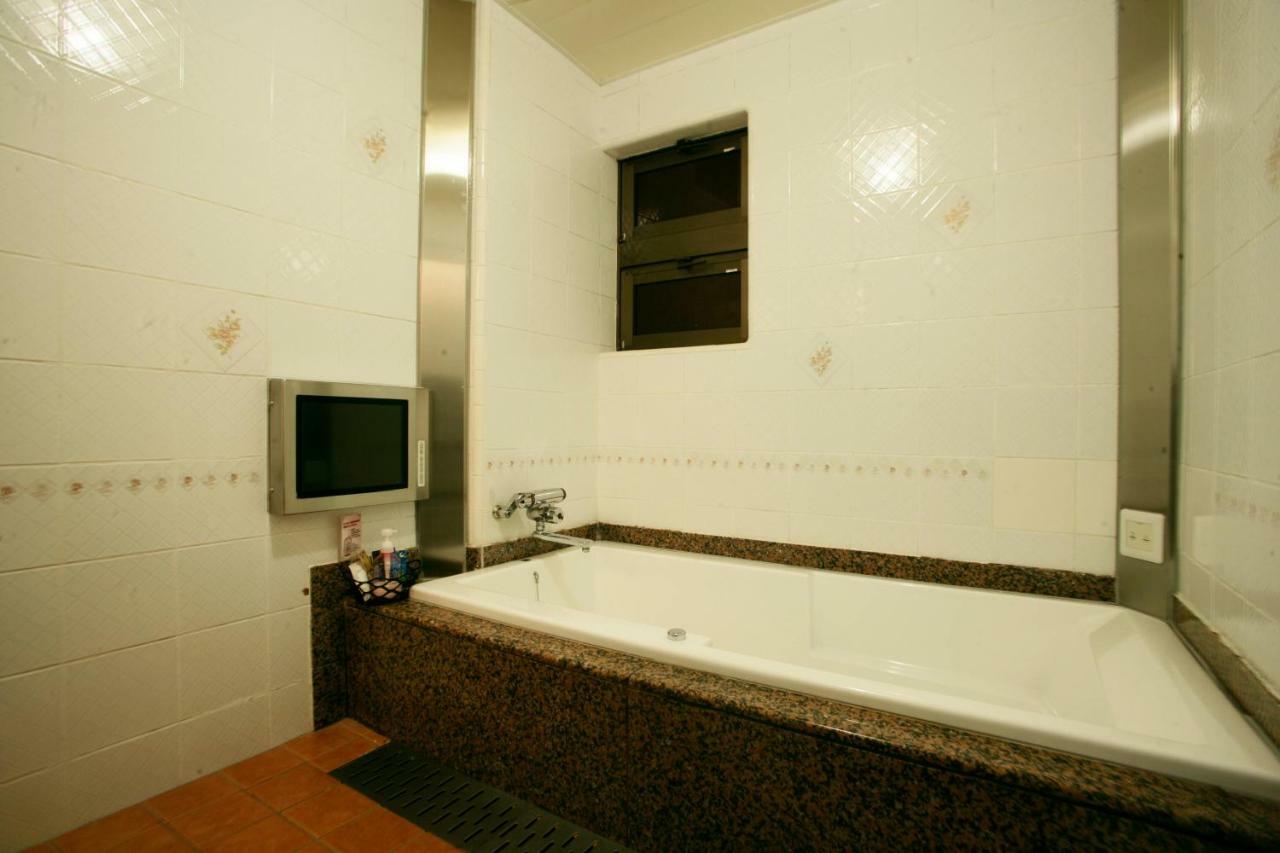 Hotel Mobilia (Adults Only) Tsurugashima 外观 照片
